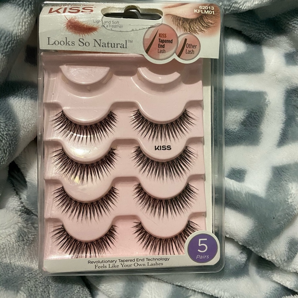 Kiss lashes